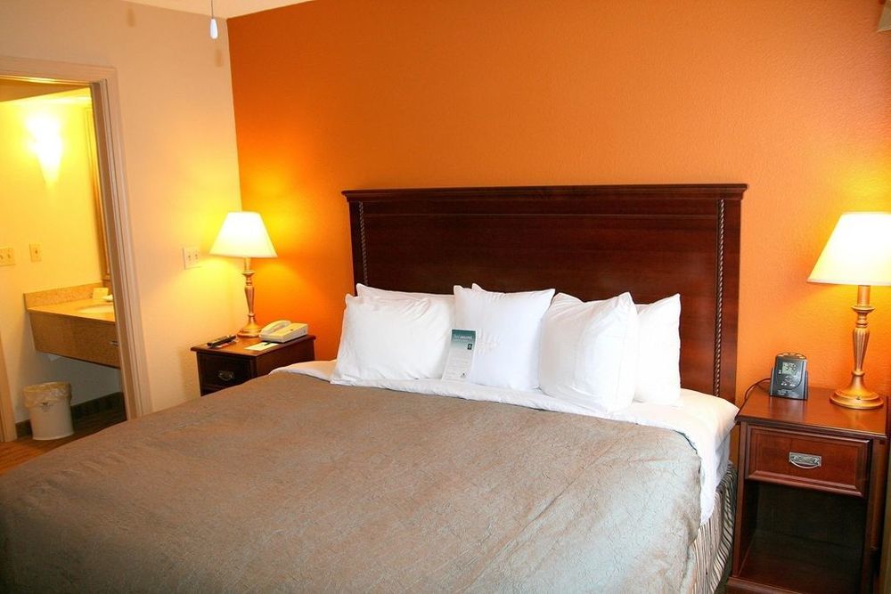 Homewood Suites Memphis Germantown Room photo